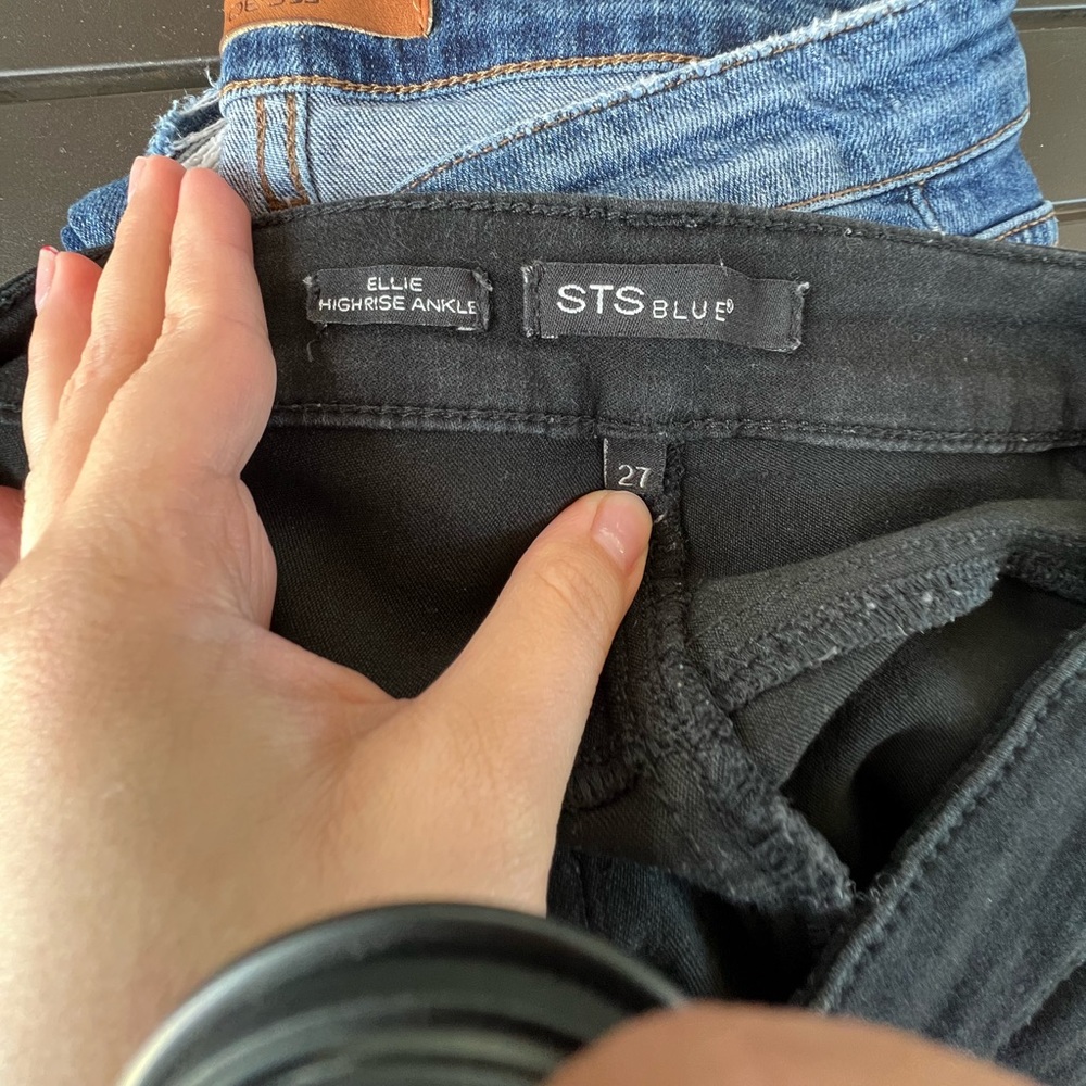 Black jeans - Picture 3 of 4
